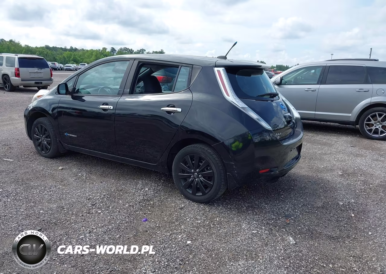 NISSAN LEAF VIN:1N4AZ0CP1DC407189 - 3