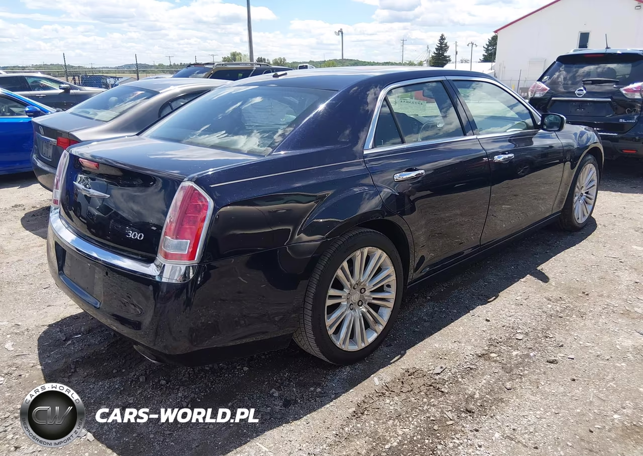 2011 Chrysler 300 Limited VIN:2C3CA5CG7BH537368 - 4
