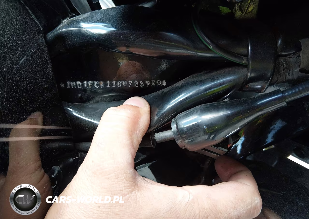 2006 Harley-Davidson Flhtcui VIN:1HD1FCW116Y703989 - 10