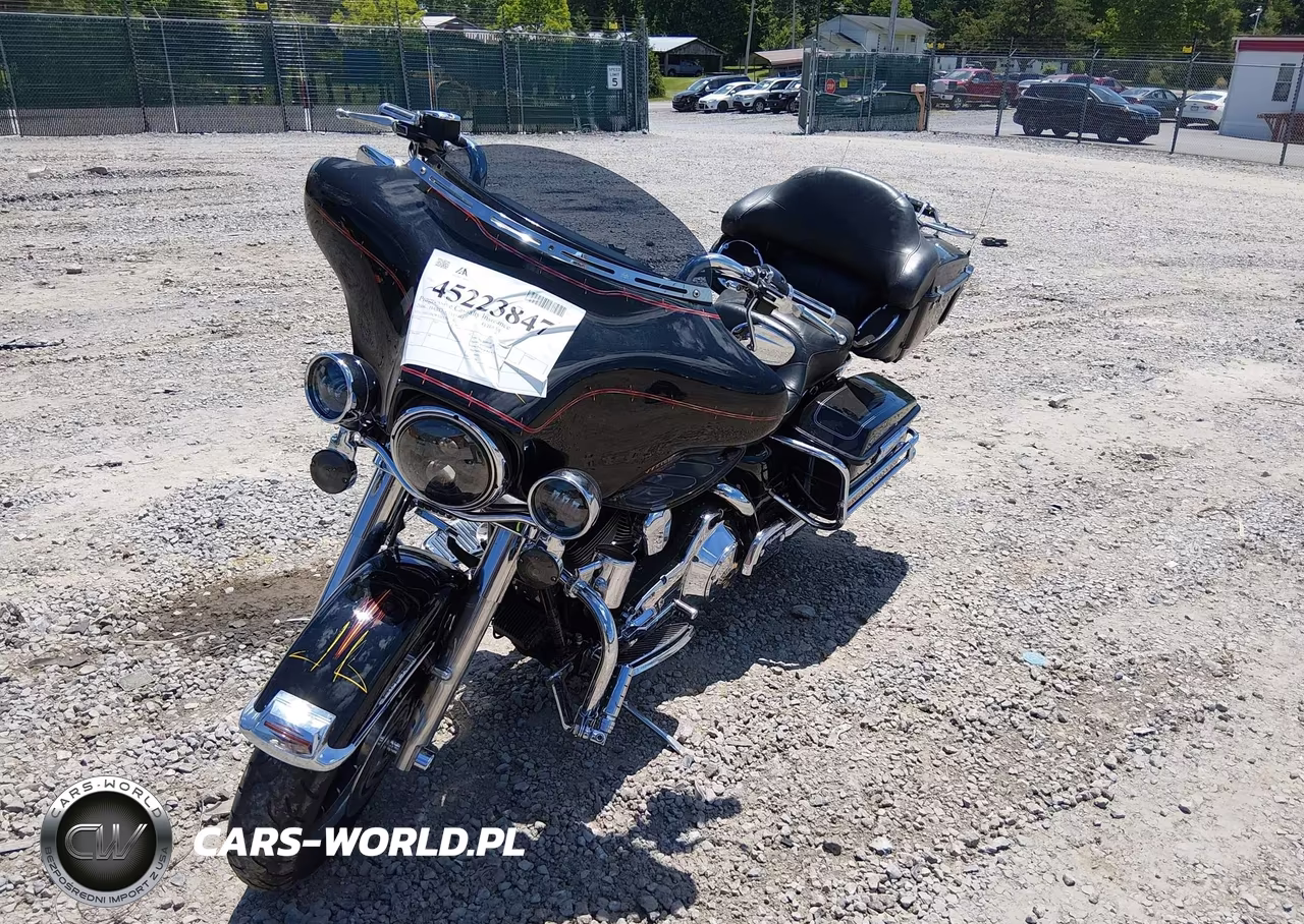 2006 Harley-Davidson Flhtcui VIN:1HD1FCW116Y703989 - 2
