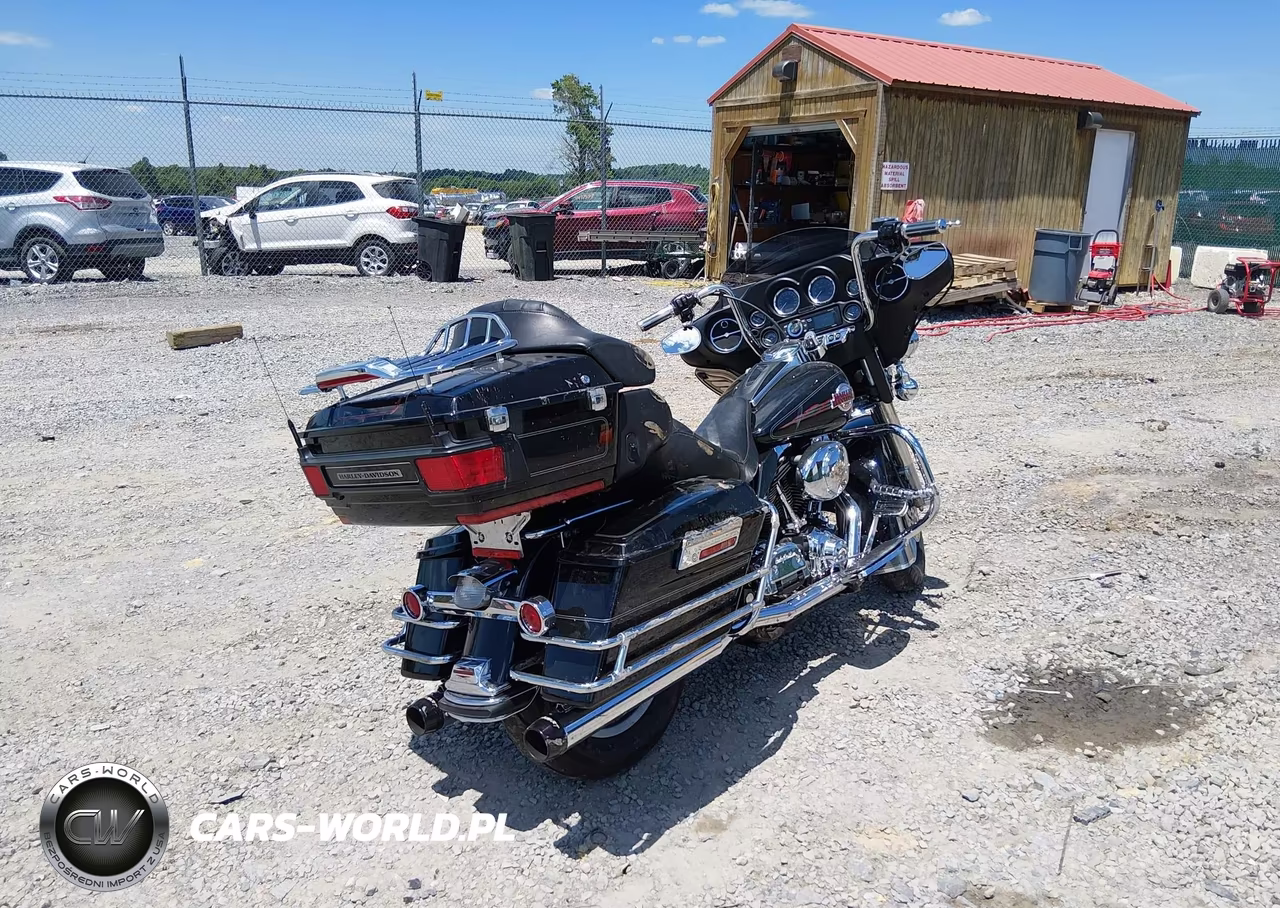 2006 Harley-Davidson Flhtcui VIN:1HD1FCW116Y703989 - 4