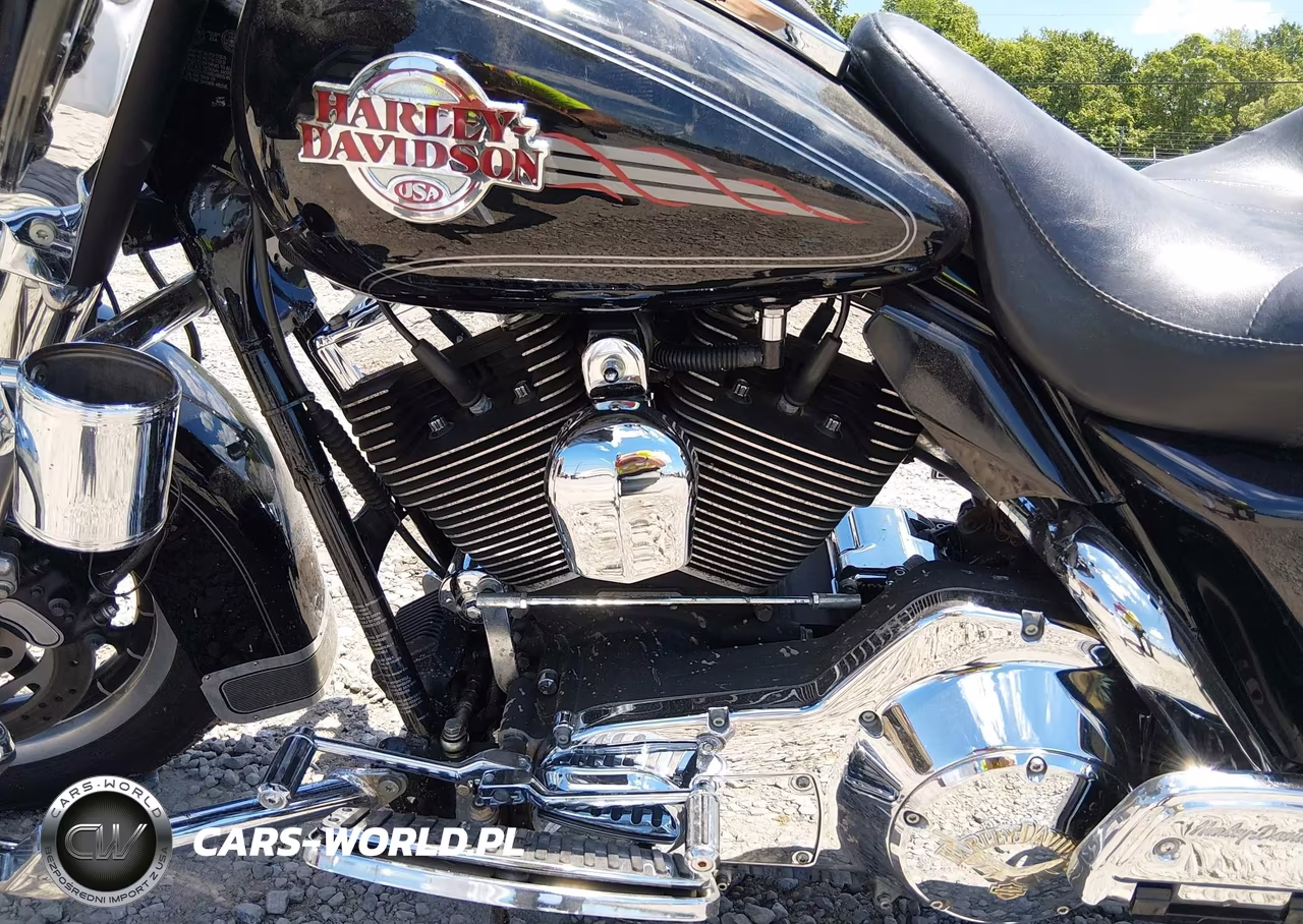 2006 Harley-Davidson Flhtcui VIN:1HD1FCW116Y703989 - 9