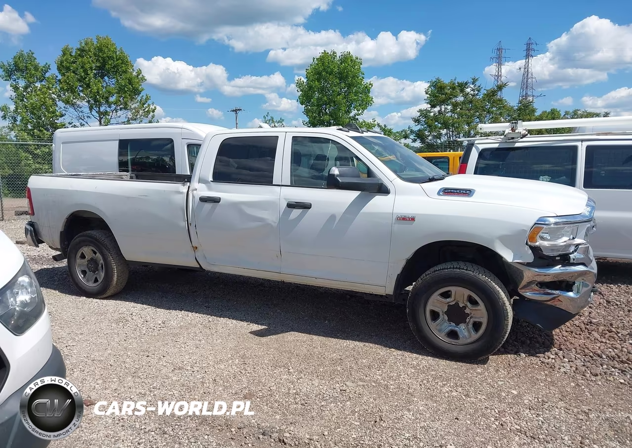 2020 Ram 2500 Tradesman 4X4 8' Box VIN:3C6UR5HJXLG172951 - 13