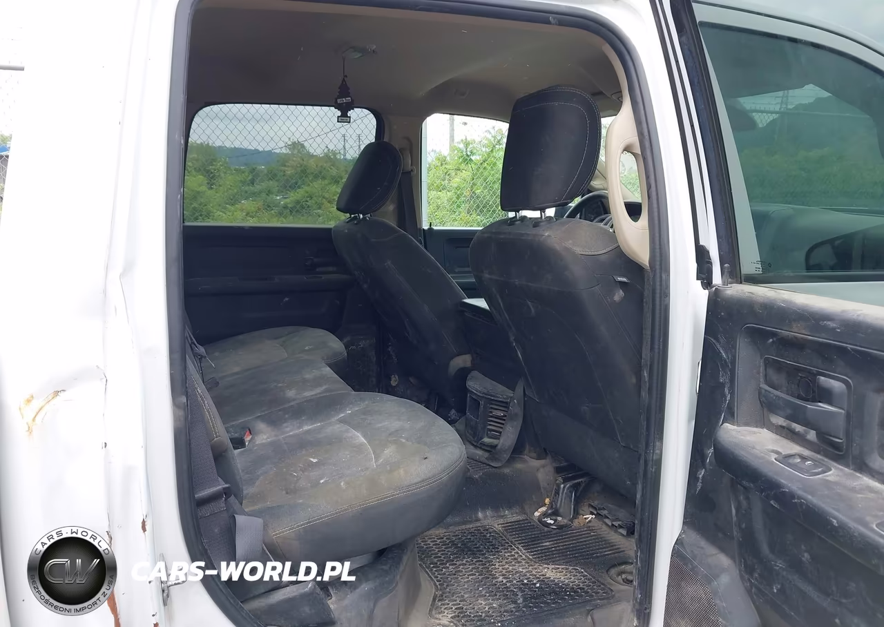 2020 Ram 2500 Tradesman 4X4 8' Box VIN:3C6UR5HJXLG172951 - 8