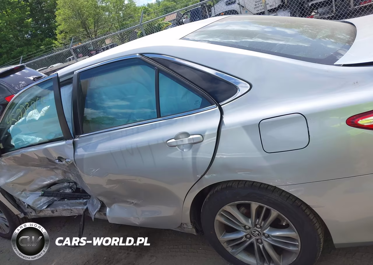 2015 Toyota Camry Se VIN:4T1BF1FK1FU071467 - 14