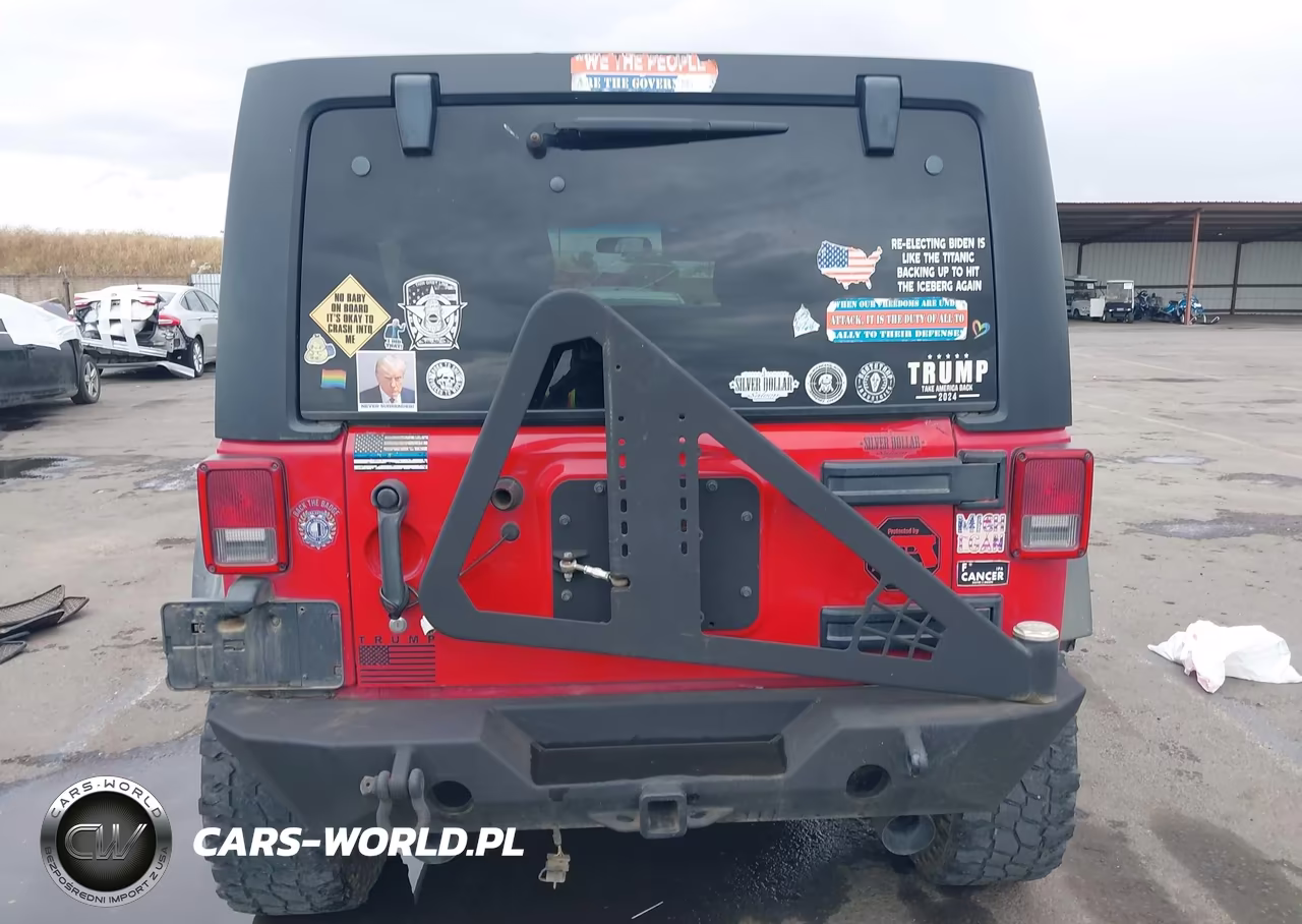 2012 Jeep Wrangler Unlimited Sport VIN:1C4BJWDG9CL133228 - 16