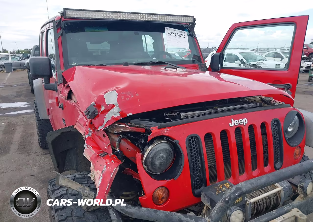 2012 Jeep Wrangler Unlimited Sport VIN:1C4BJWDG9CL133228 - 6