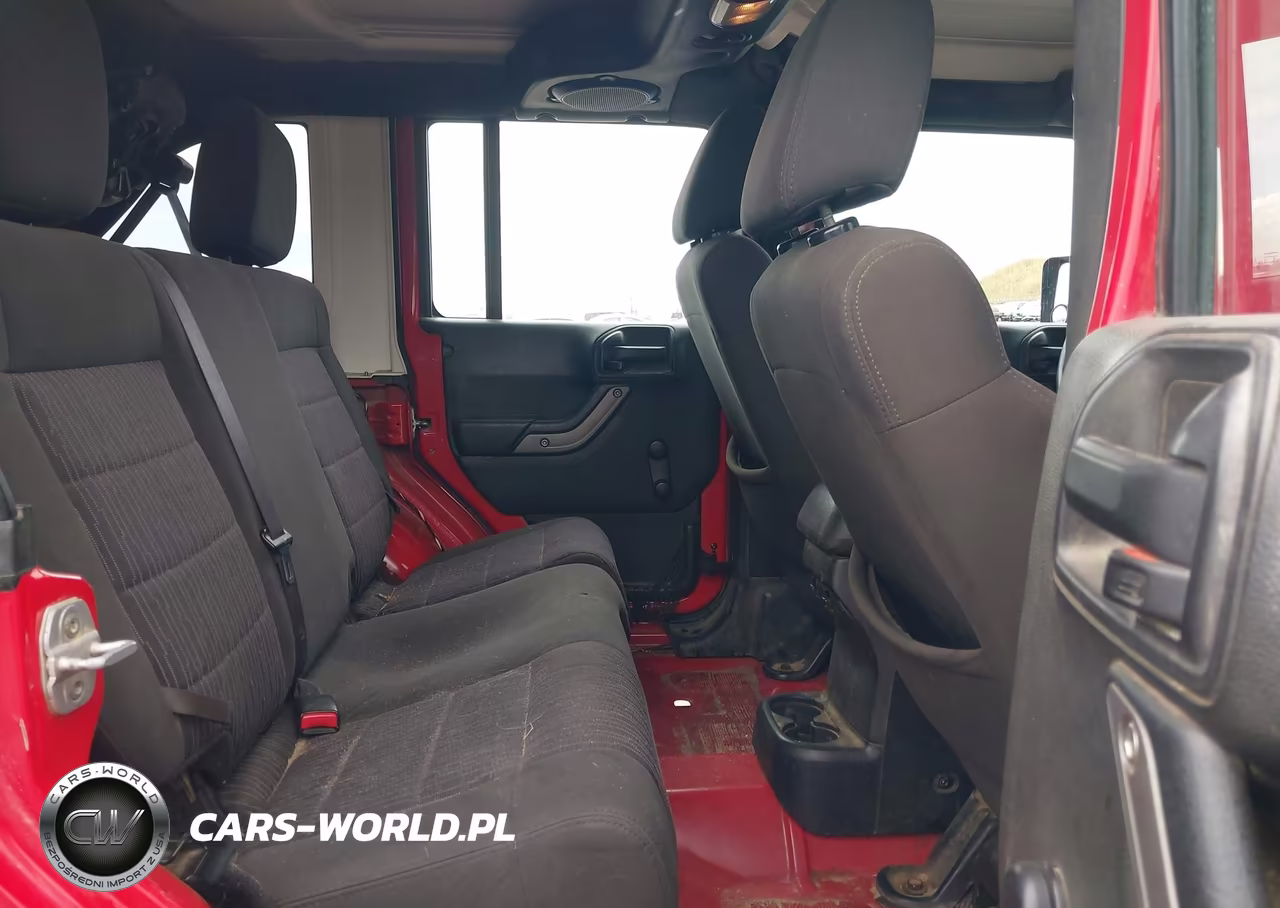 2012 Jeep Wrangler Unlimited Sport VIN:1C4BJWDG9CL133228 - 8