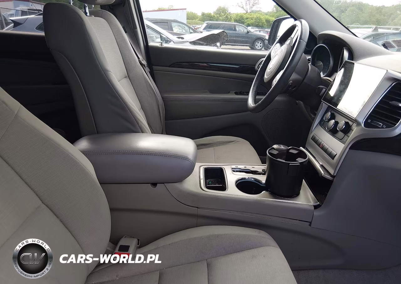 2012 Jeep Grand Cherokee Laredo VIN:1C4RJFAG4CC225141 - 5
