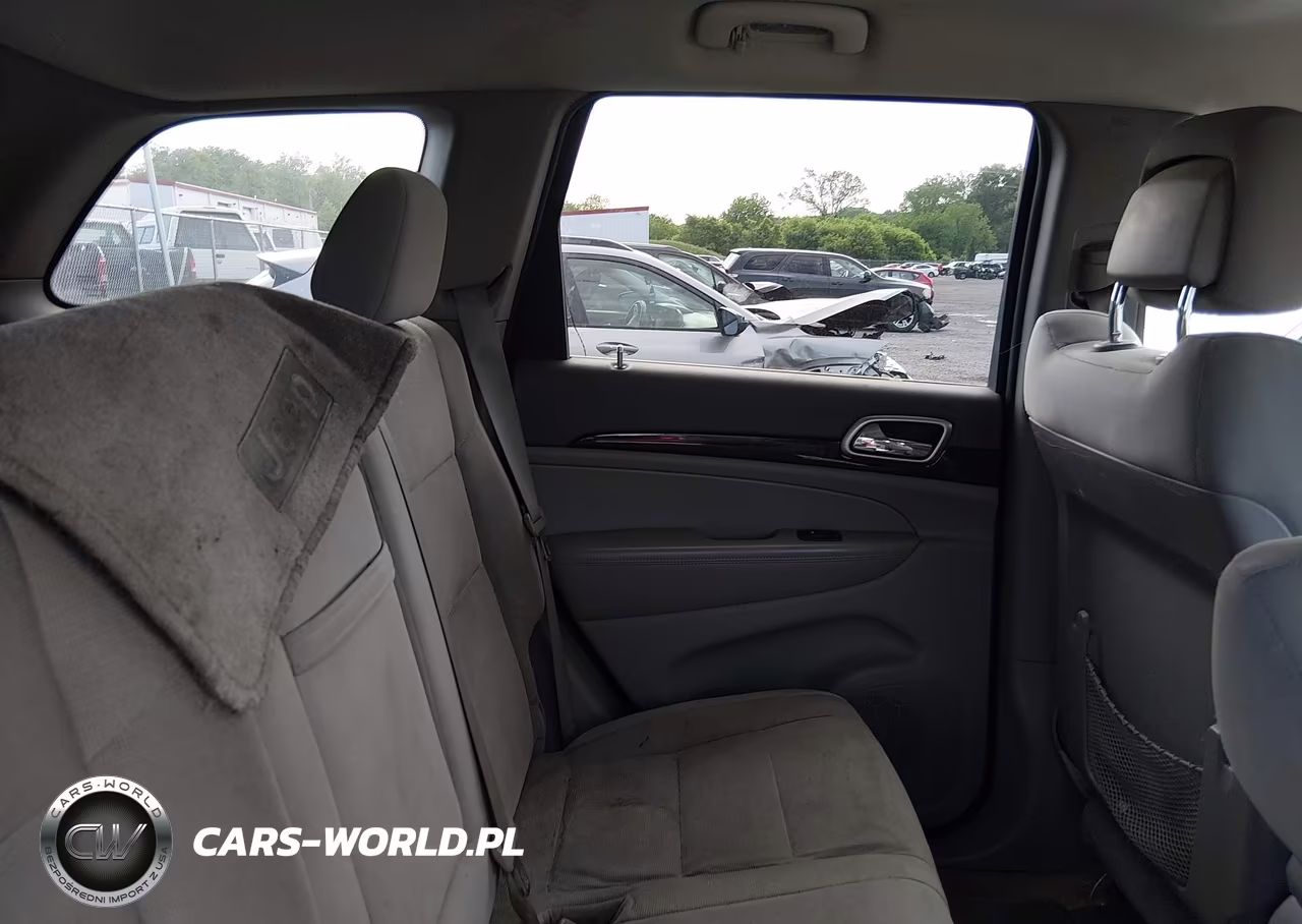 2012 Jeep Grand Cherokee Laredo VIN:1C4RJFAG4CC225141 - 8