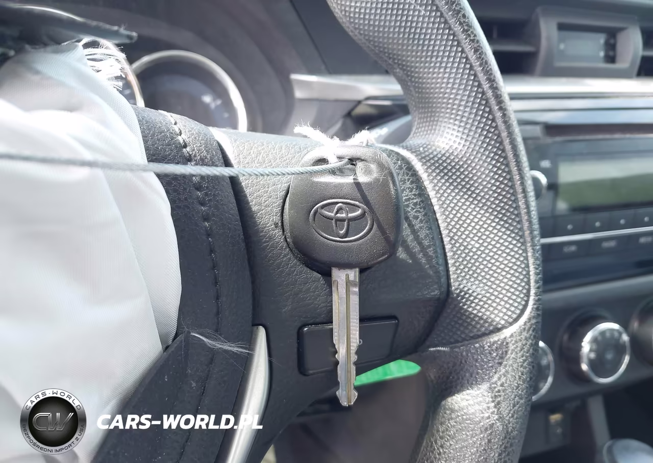 2014 Toyota Corolla L VIN:5YFBURHE8EP175028 - 11