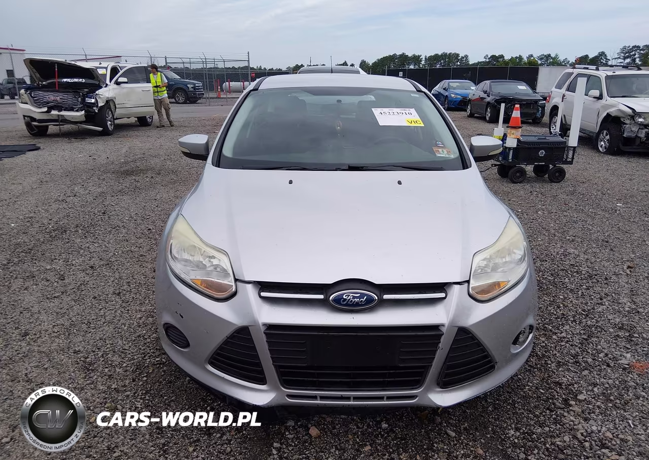 2013 Ford Focus Se VIN:1FADP3K28DL368000 - 13