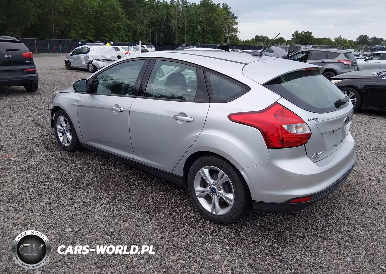 2013 Ford Focus Se VIN:1FADP3K28DL368000 - 3