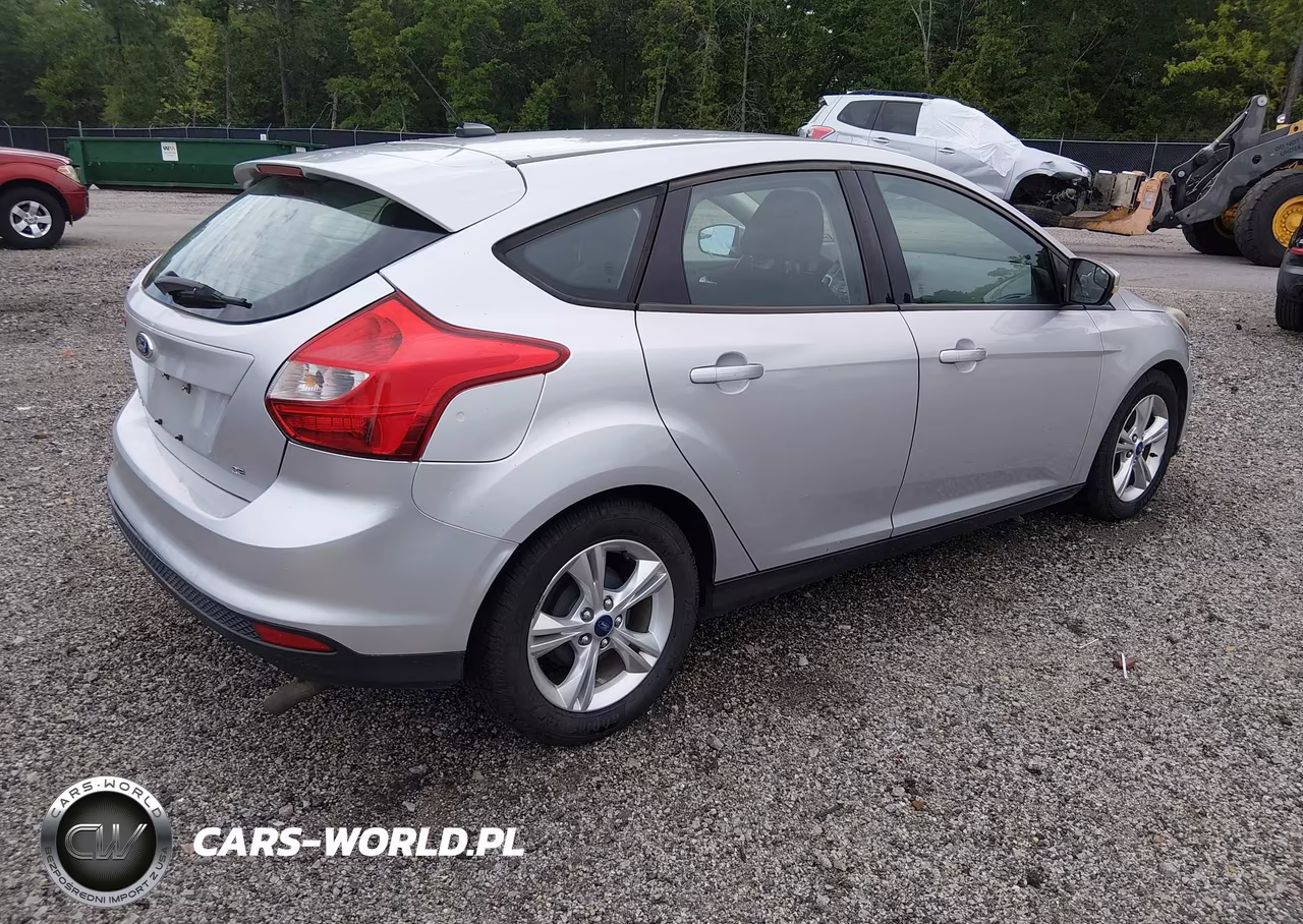 2013 Ford Focus Se VIN:1FADP3K28DL368000 - 4