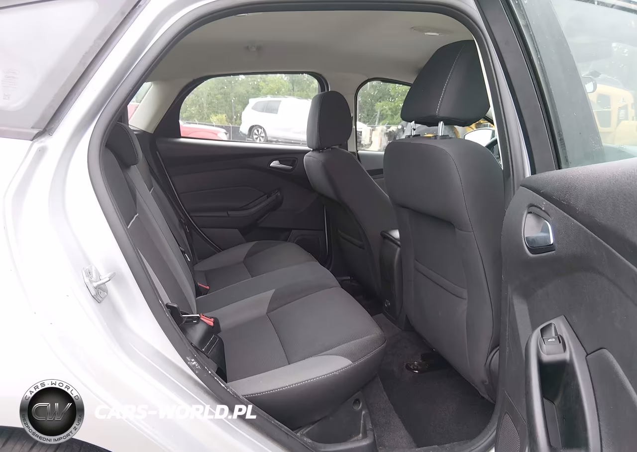 2013 Ford Focus Se VIN:1FADP3K28DL368000 - 8