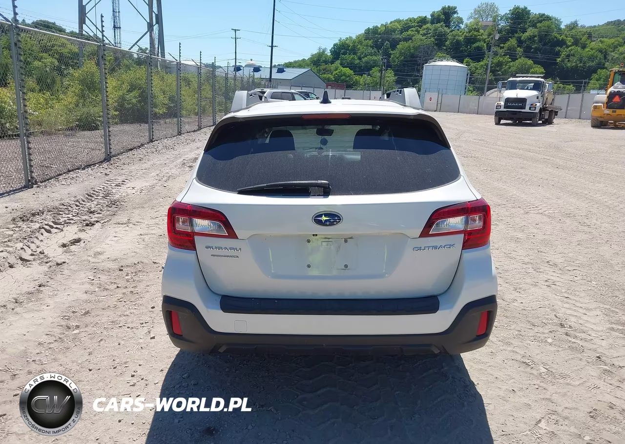 2019 Subaru Outback 2.5I Premium VIN:4S4BSAFC9K3356115 - 16