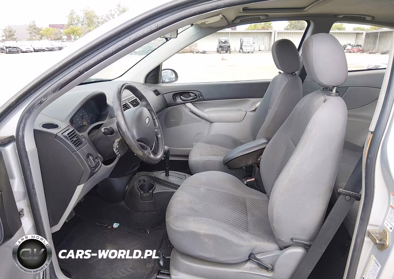 2005 Ford Focus Zx3 VIN:3FAHP31N75R125097 - 5
