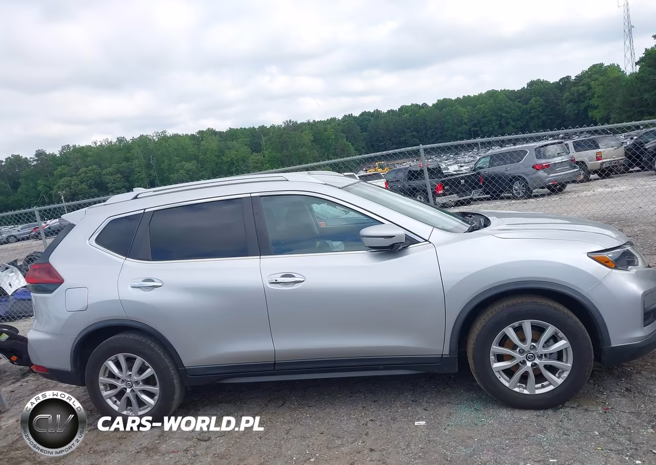 2018 Nissan Rogue Sv VIN:KNMAT2MT0JP553655 - 13