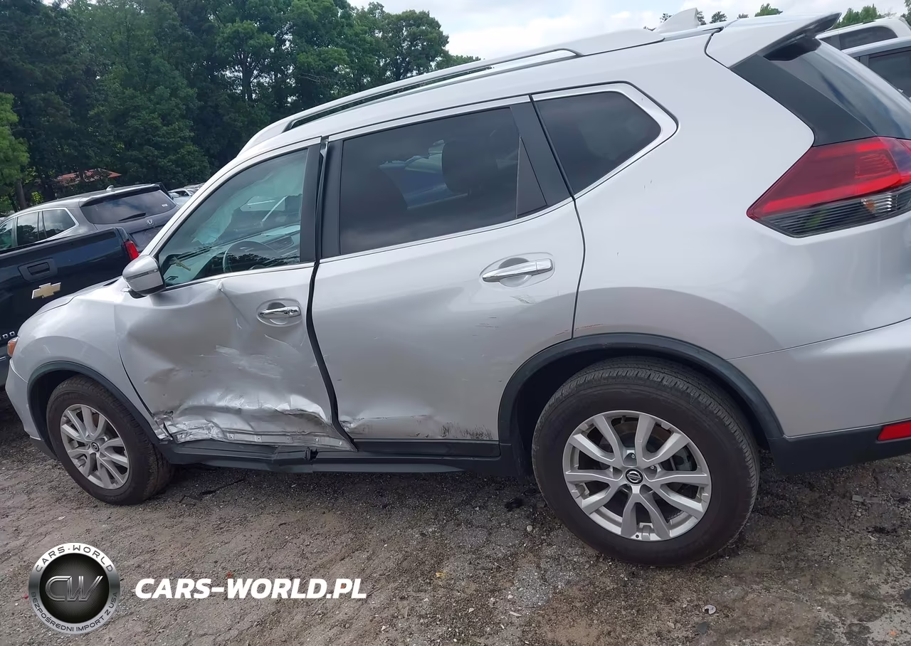 2018 Nissan Rogue Sv VIN:KNMAT2MT0JP553655 - 14