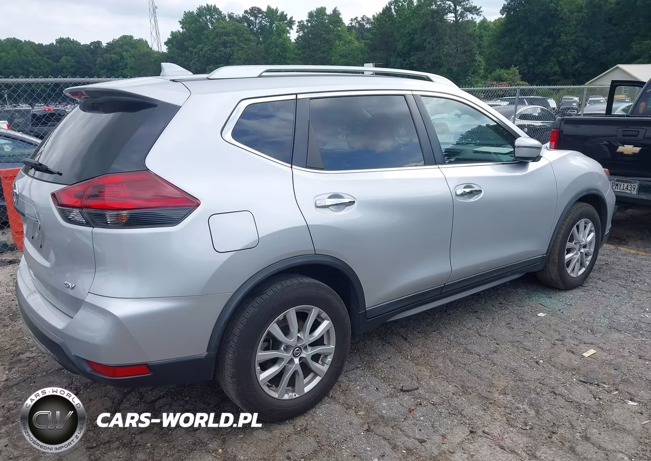 2018 Nissan Rogue Sv VIN:KNMAT2MT0JP553655 - 4