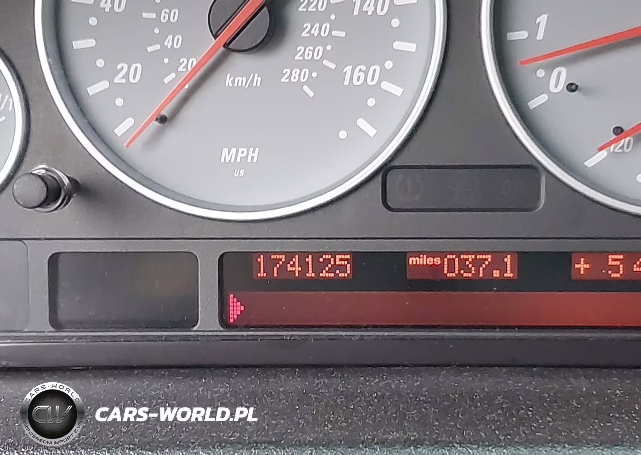 2005 BMW X5 4.8Is VIN:5UXFA93535LE83316 - 15