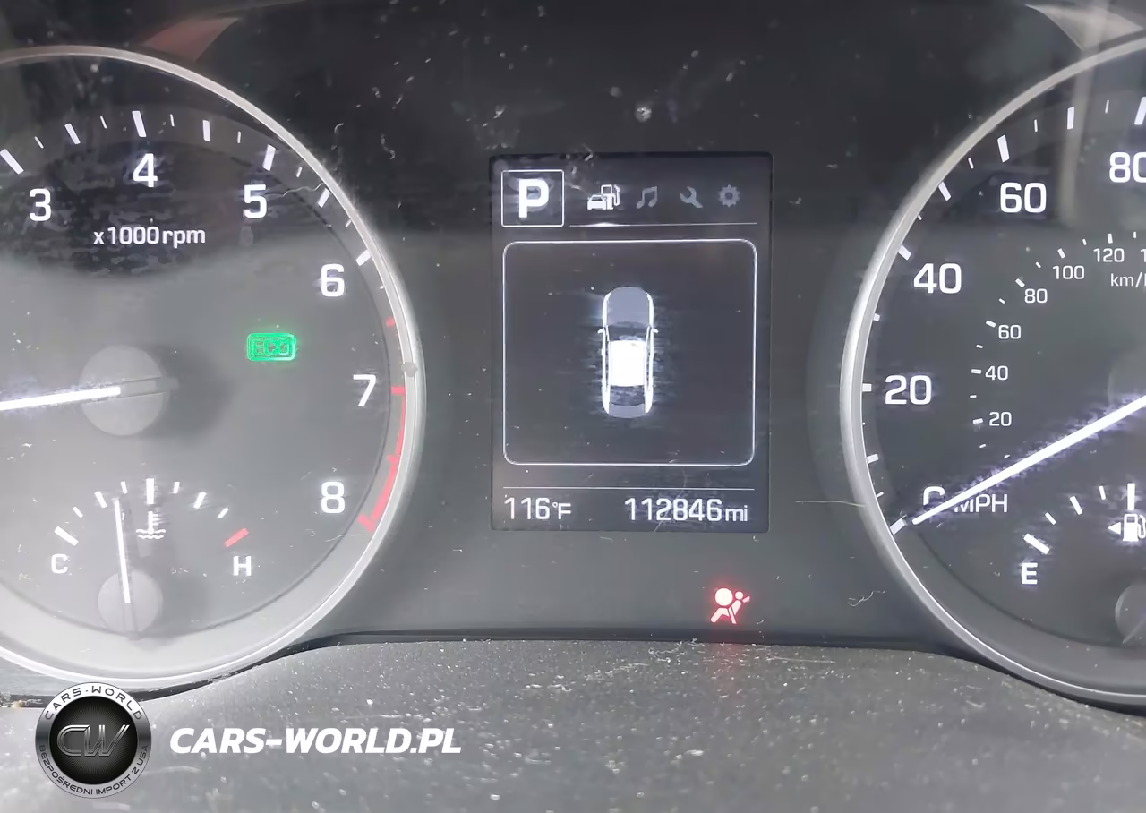 2018 Hyundai Elantra Value Edition VIN:KMHD84LFXJU451332 - 15