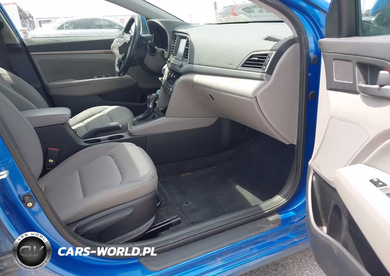 2018 Hyundai Elantra Value Edition VIN:KMHD84LFXJU451332 - 5