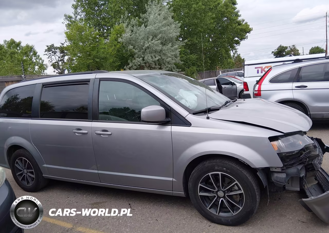 2018 Dodge Grand Caravan Gt VIN:2C4RDGEG0JR282495 - 13