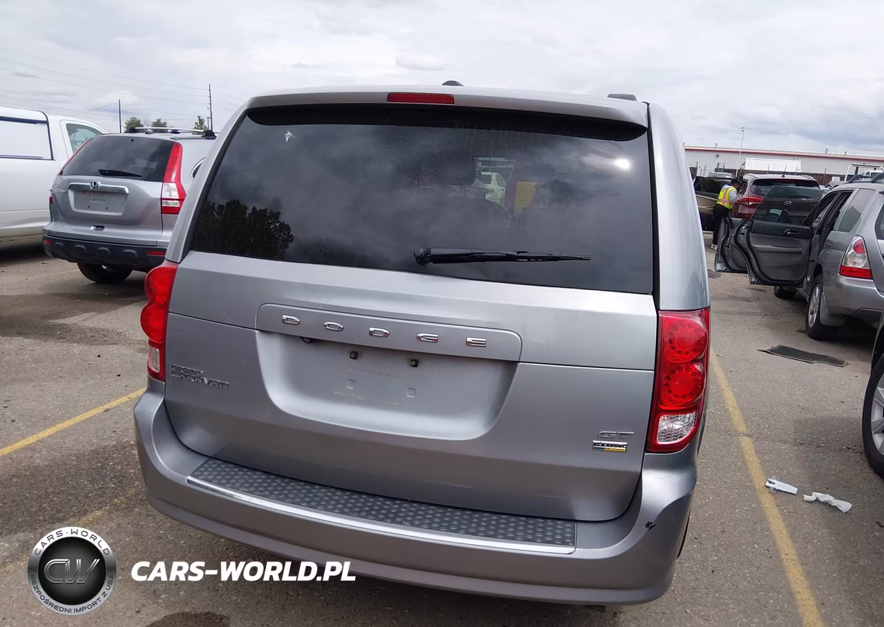 2018 Dodge Grand Caravan Gt VIN:2C4RDGEG0JR282495 - 16