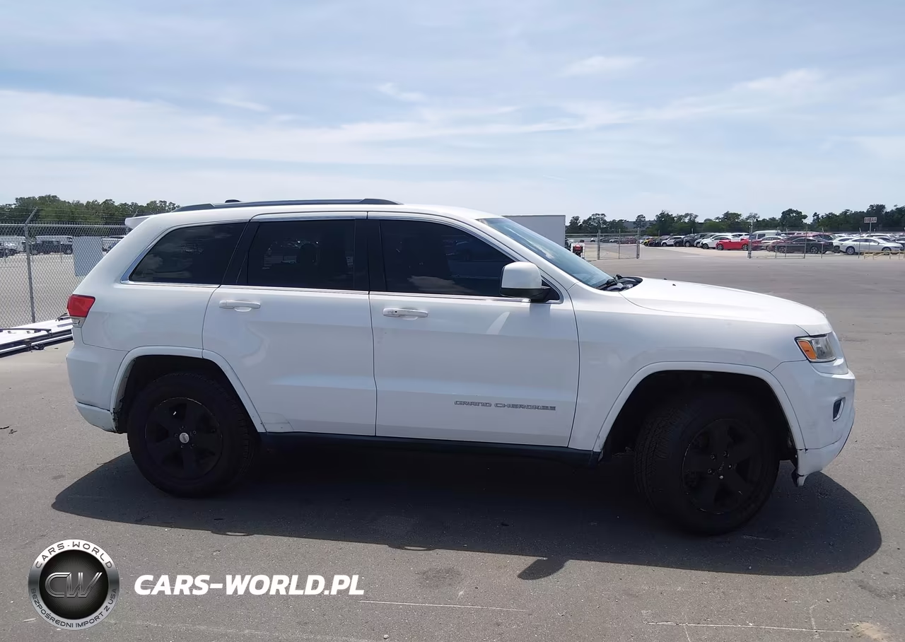 2014 Jeep Grand Cherokee Laredo VIN:1C4RJEAG2EC460814 - 12