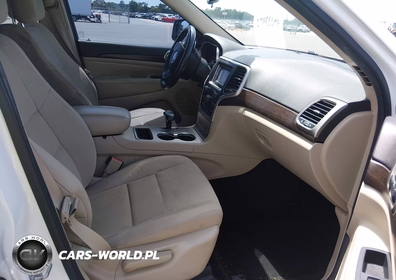 2014 Jeep Grand Cherokee Laredo VIN:1C4RJEAG2EC460814 - 5