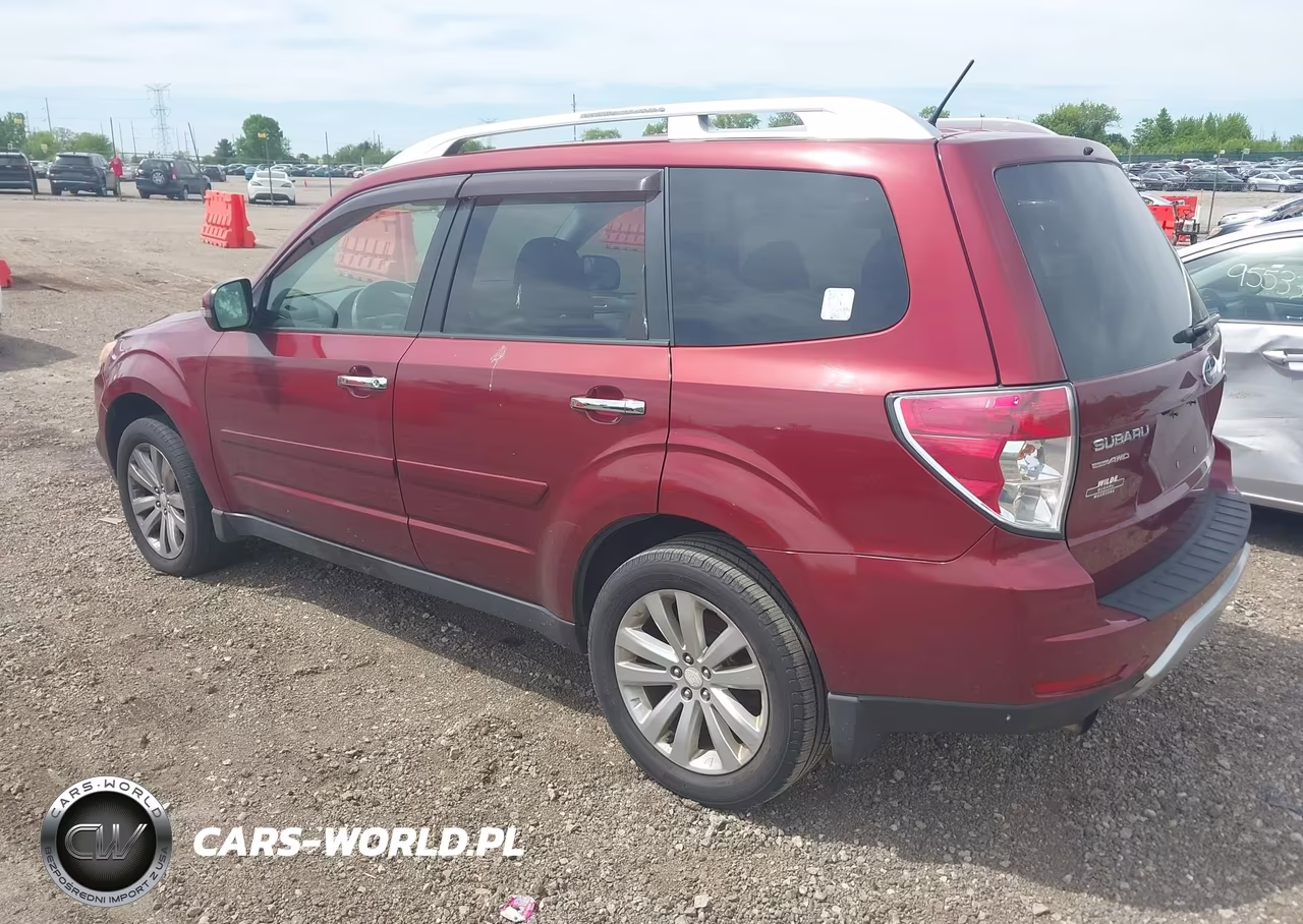 2012 Subaru Forester 2.5X Touring VIN:JF2SHBGC7CH409715 - 3
