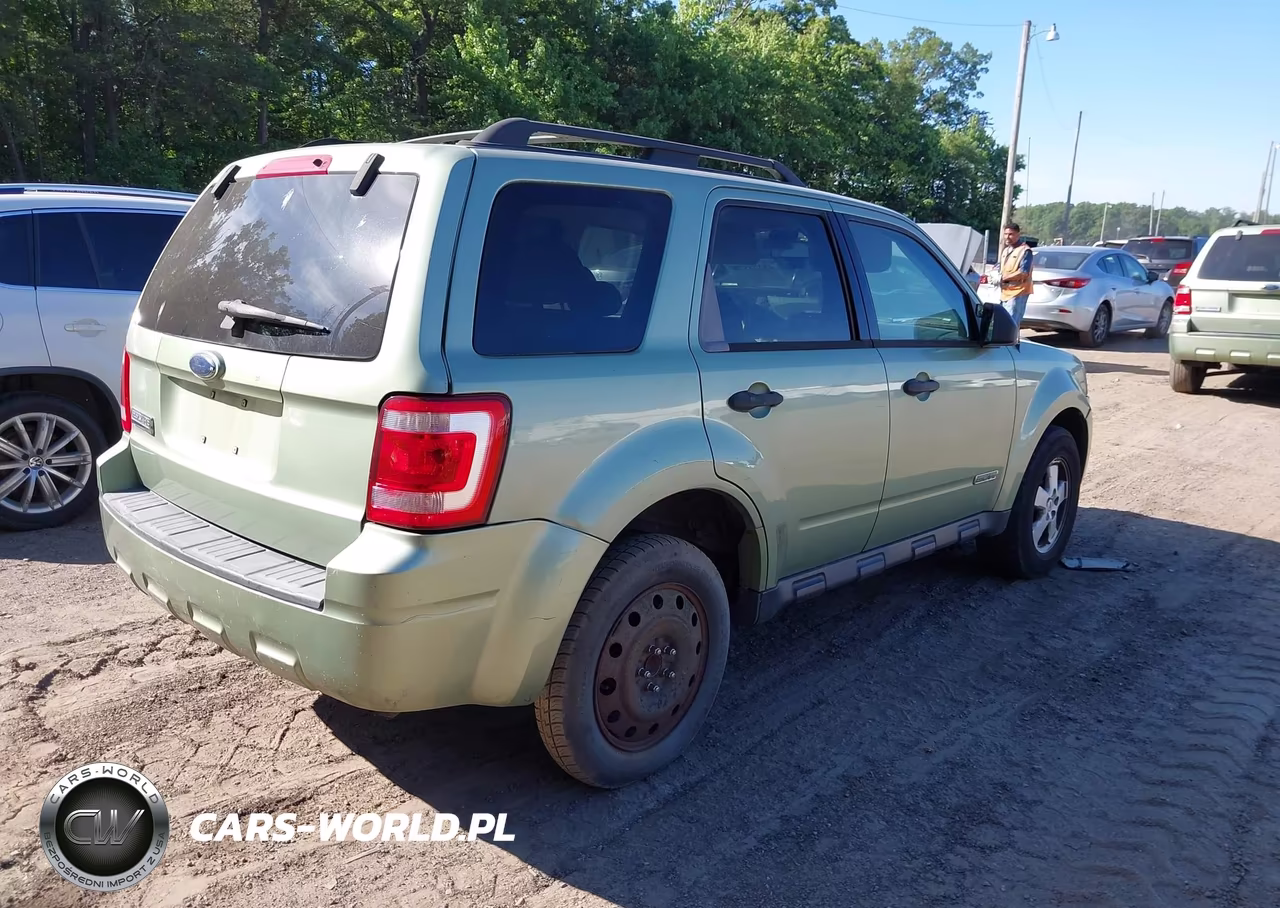 2008 Ford Escape Xlt VIN:1FMCU03Z58KB47115 - 4