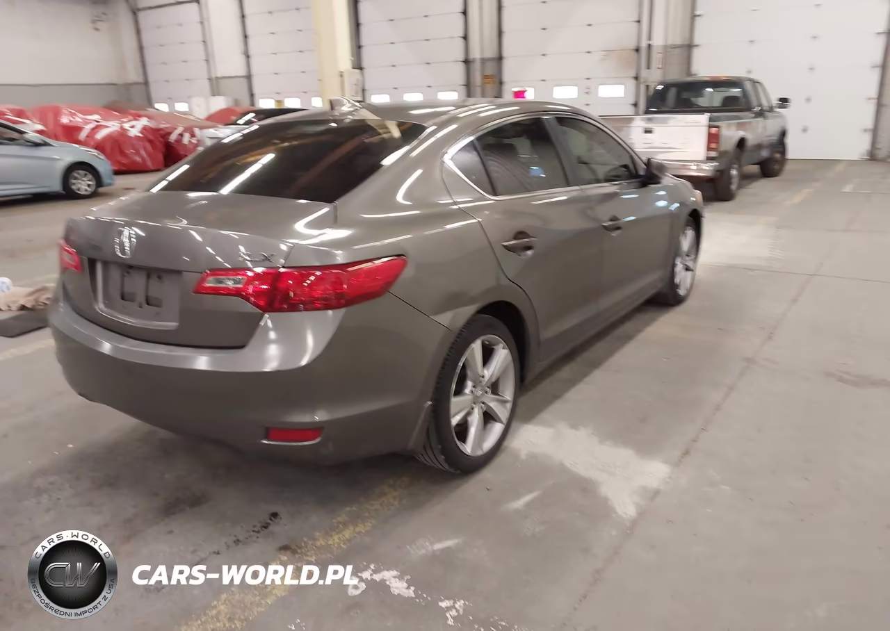2013 Acura Ilx 2.0L VIN:19VDE1F51DE011431 - 4