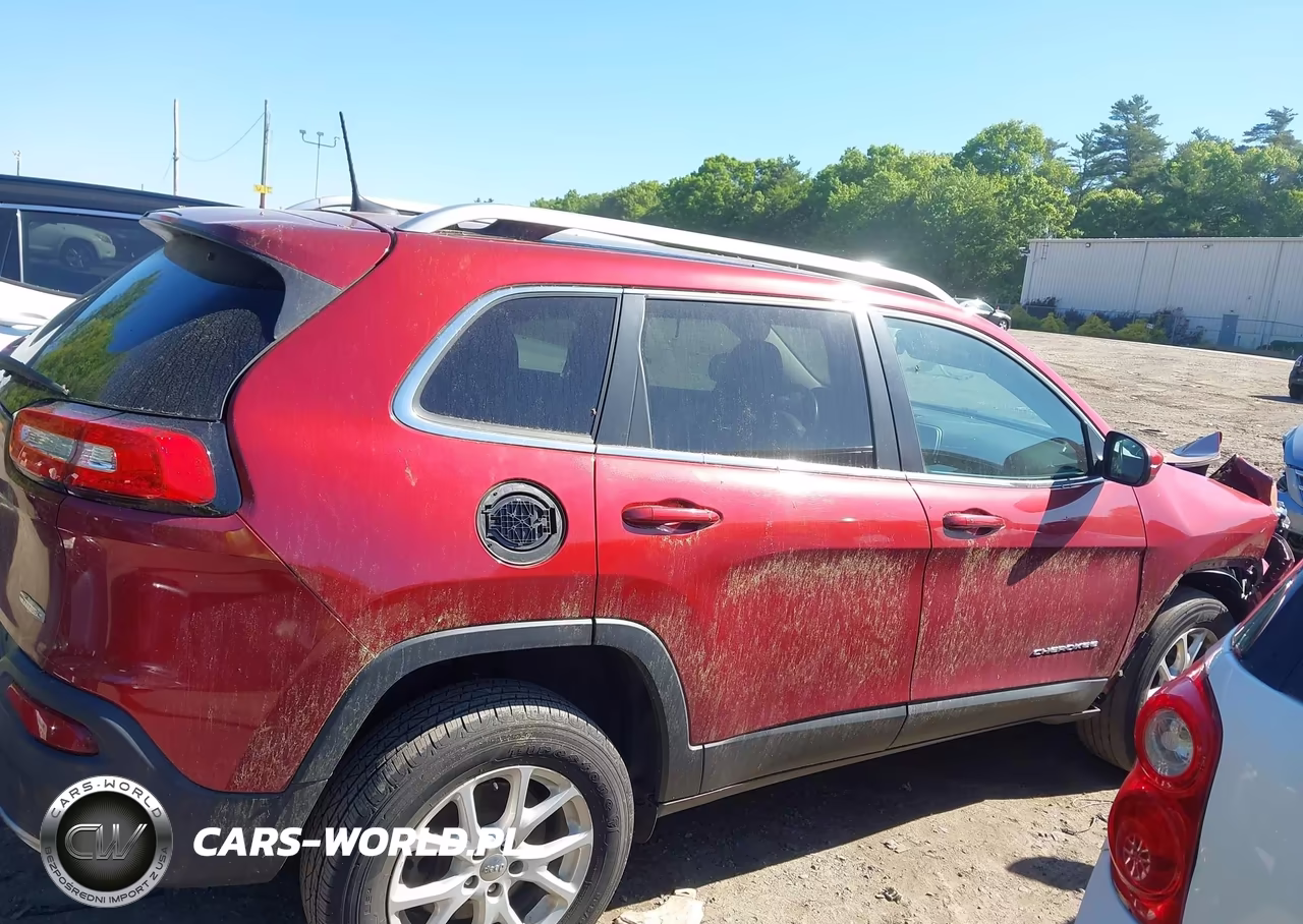 2016 Jeep Cherokee Latitude VIN:1C4PJMCBXGW111789 - 13