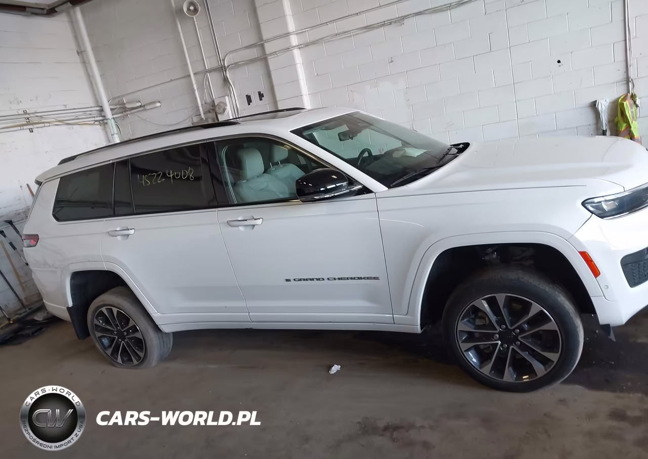 2021 Jeep Grand Cherokee L Overland 4X4 VIN:1C4RJKDG0M8112733 - 13