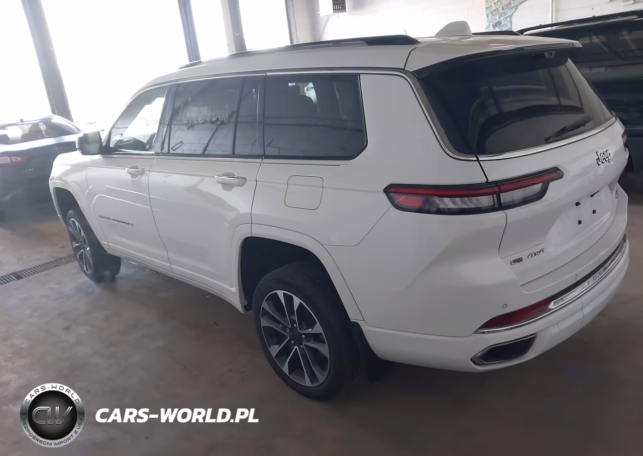 2021 Jeep Grand Cherokee L Overland 4X4 VIN:1C4RJKDG0M8112733 - 3