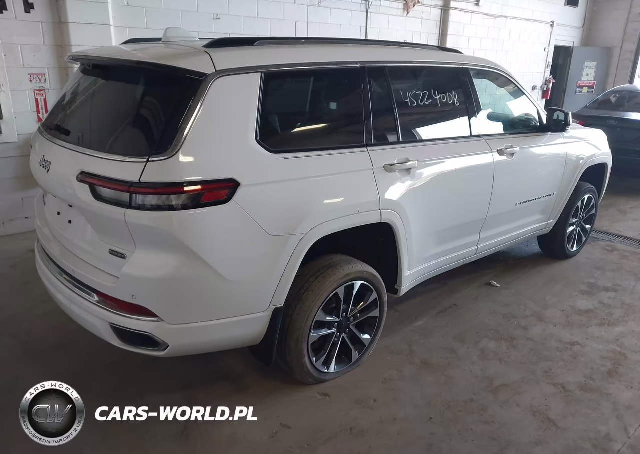 2021 Jeep Grand Cherokee L Overland 4X4 VIN:1C4RJKDG0M8112733 - 4