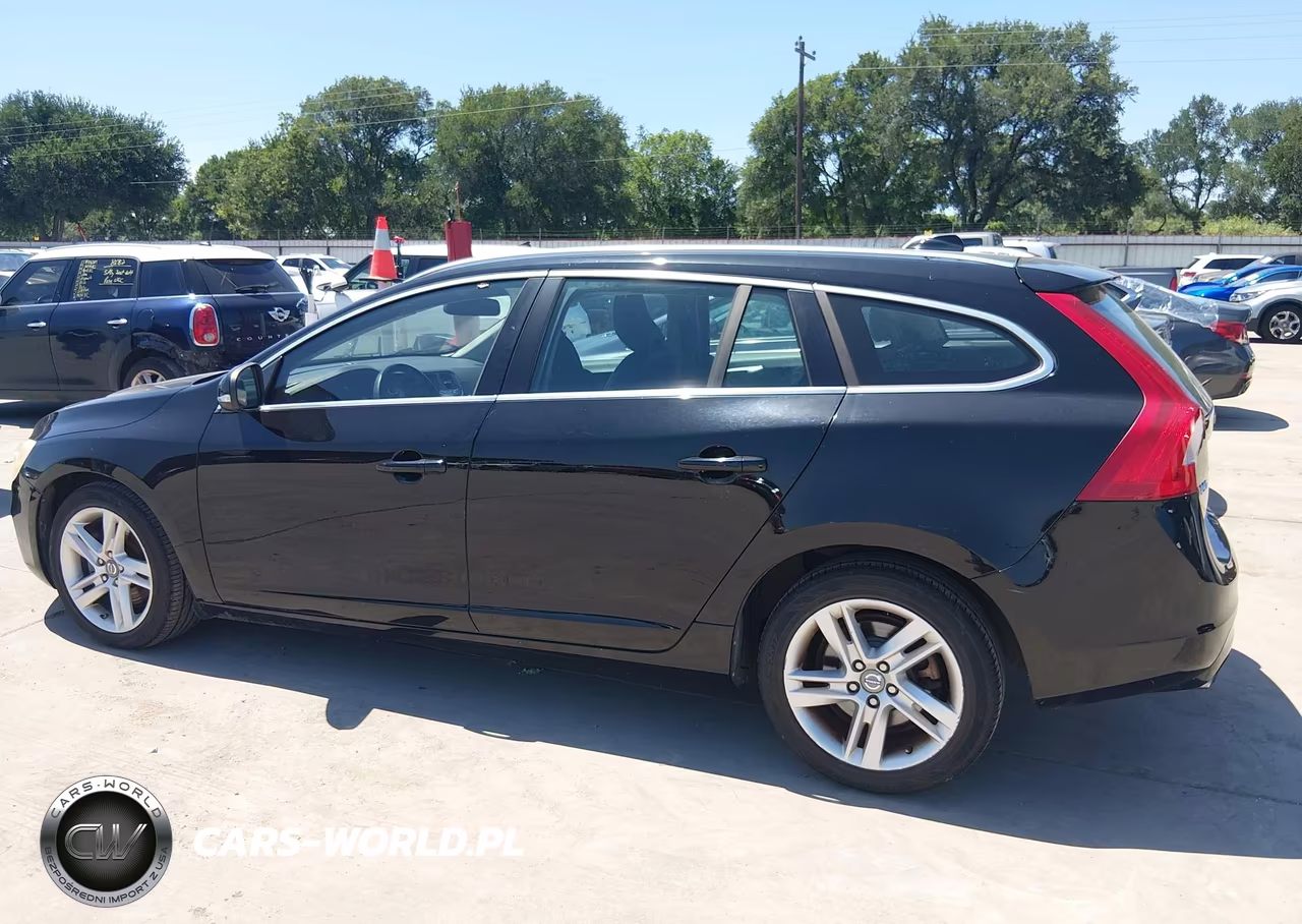 2015 Volvo V60 T5 Premier VIN:YV140MEB6F1207654 - 14