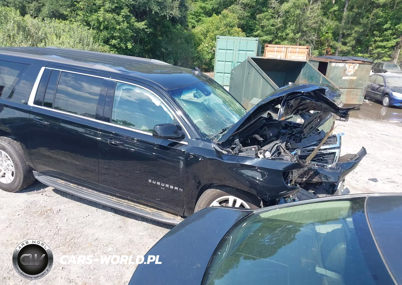 2020 Chevrolet Suburban 2Wd Lt – zdjęcie 1 z 17