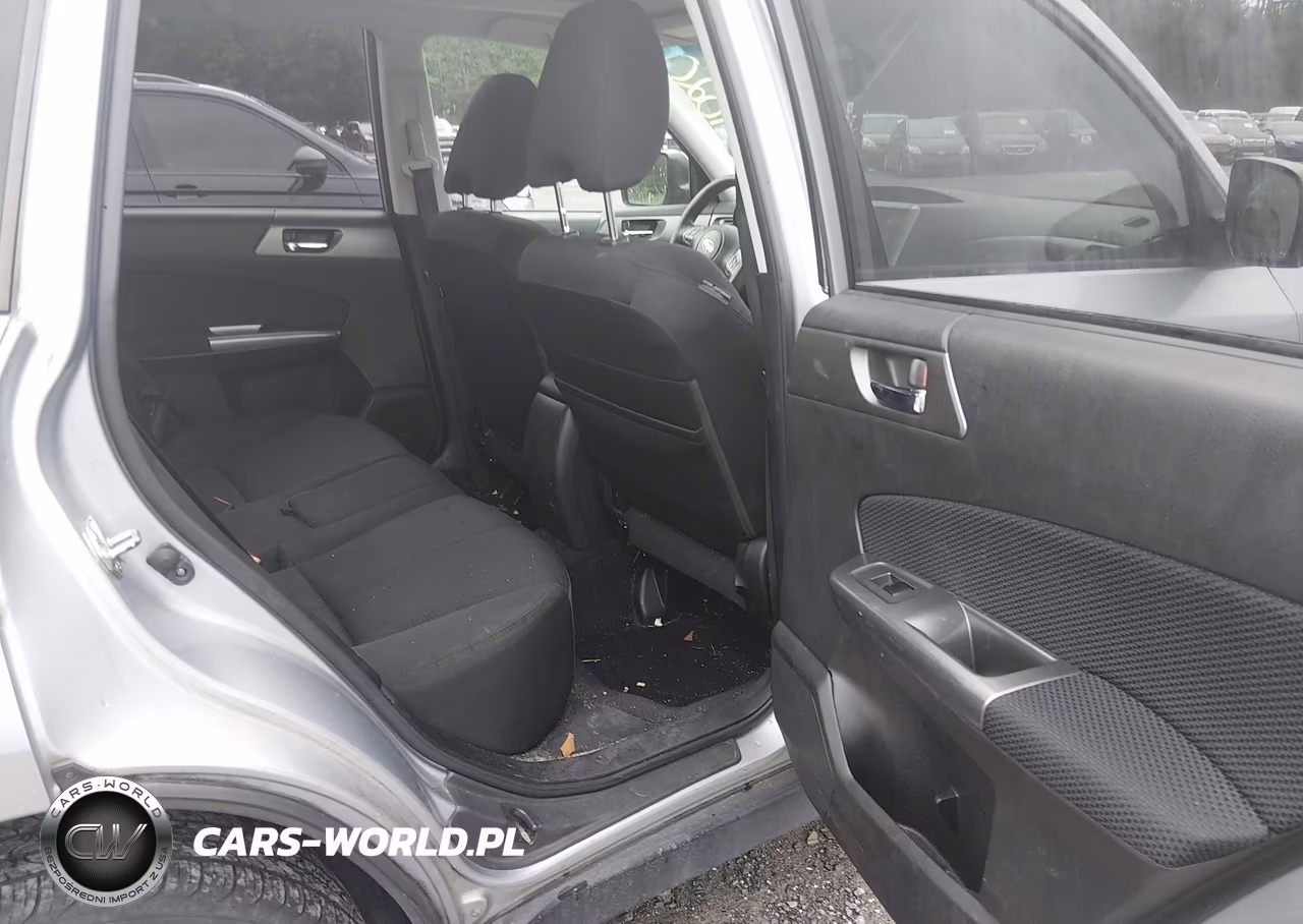 2013 Subaru Forester 2.5X Premium VIN:JF2SHADC8DH432193 - 8