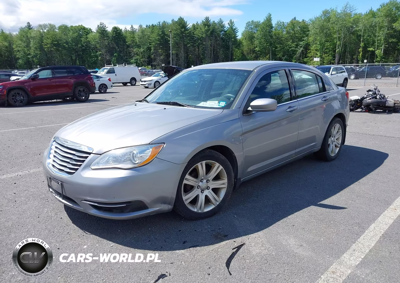 2013 Chrysler 200 Touring VIN:1C3CCBBB4DN573558 - 2