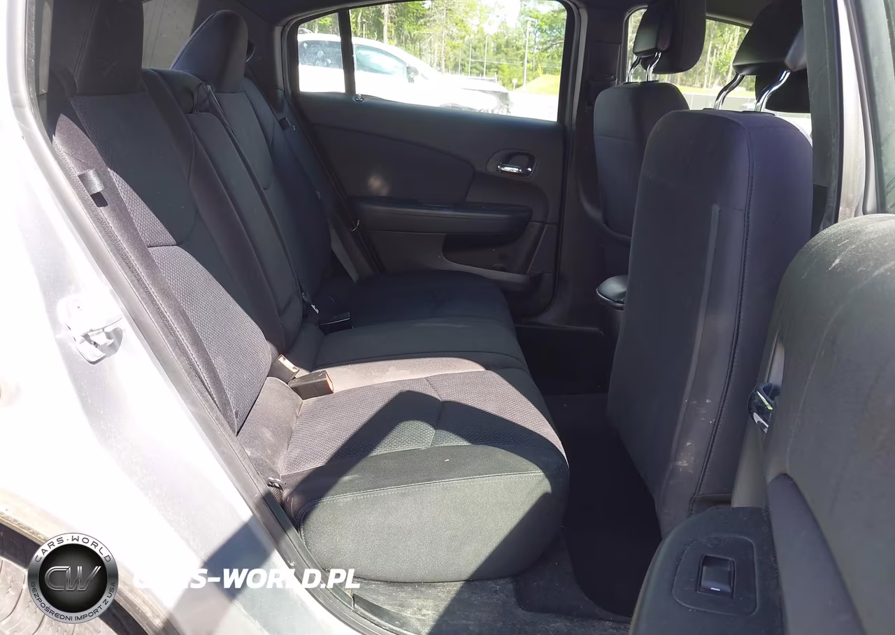 2013 Chrysler 200 Touring VIN:1C3CCBBB4DN573558 - 8