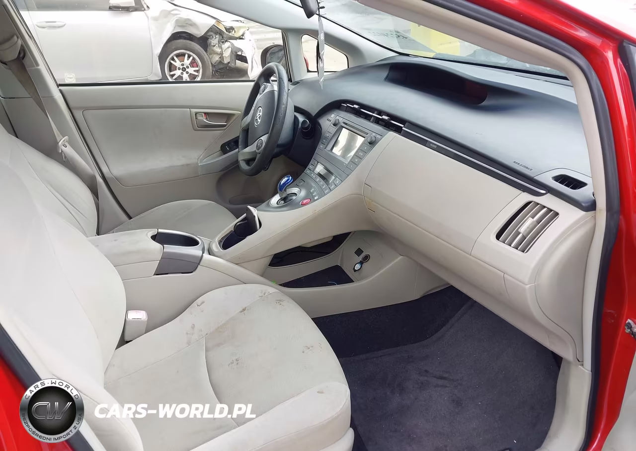 2012 Toyota Prius Two VIN:JTDKN3DU7C5458697 - 5