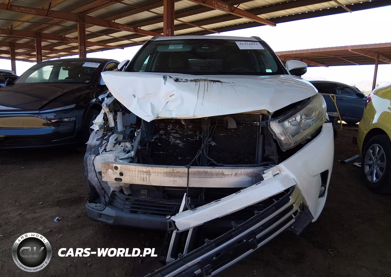 2017 Toyota Highlander Xle VIN:5TDKZRFH4HS525992 - 12