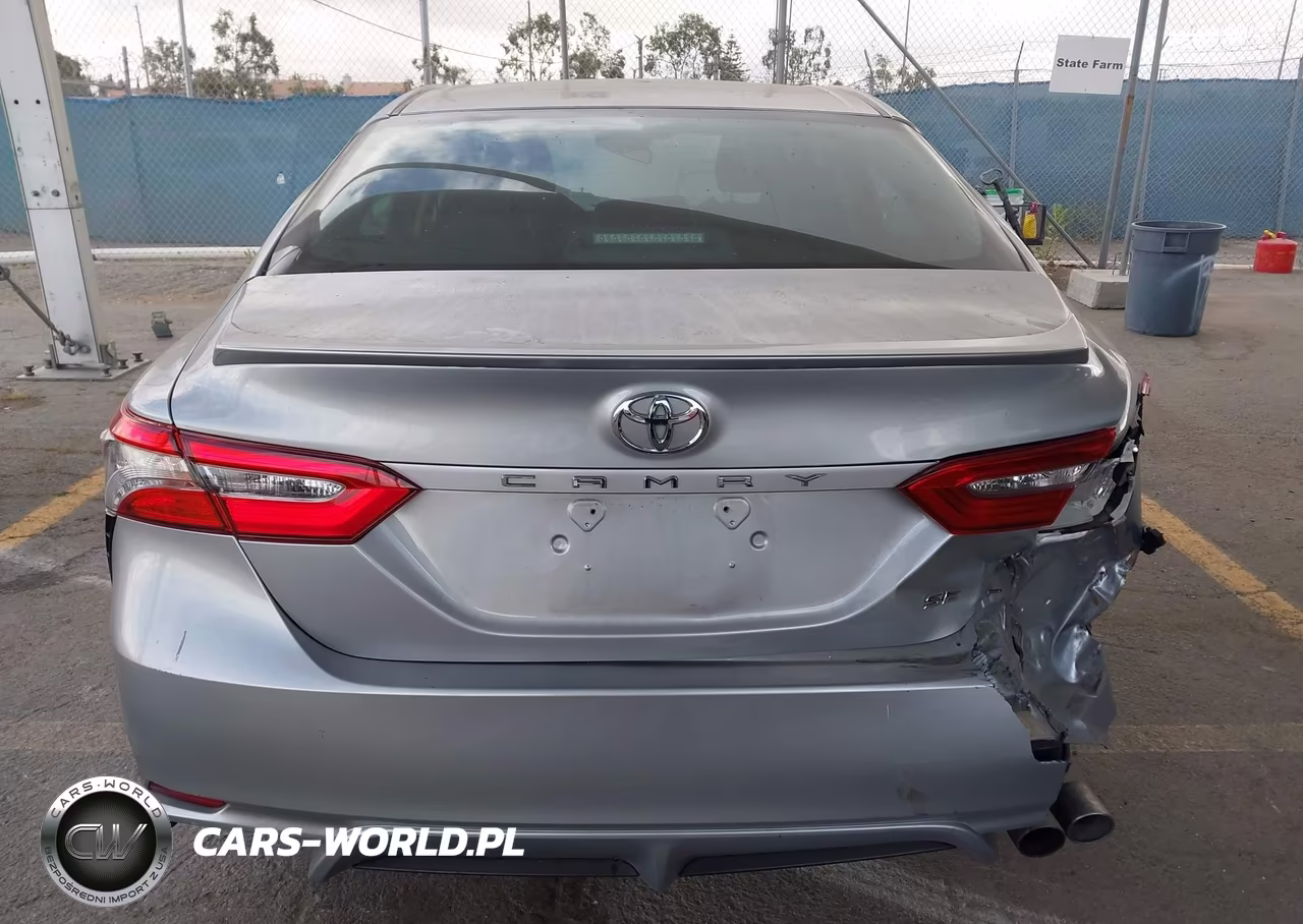 2018 Toyota Camry Se VIN:4T1B11HKXJU119150 - 16