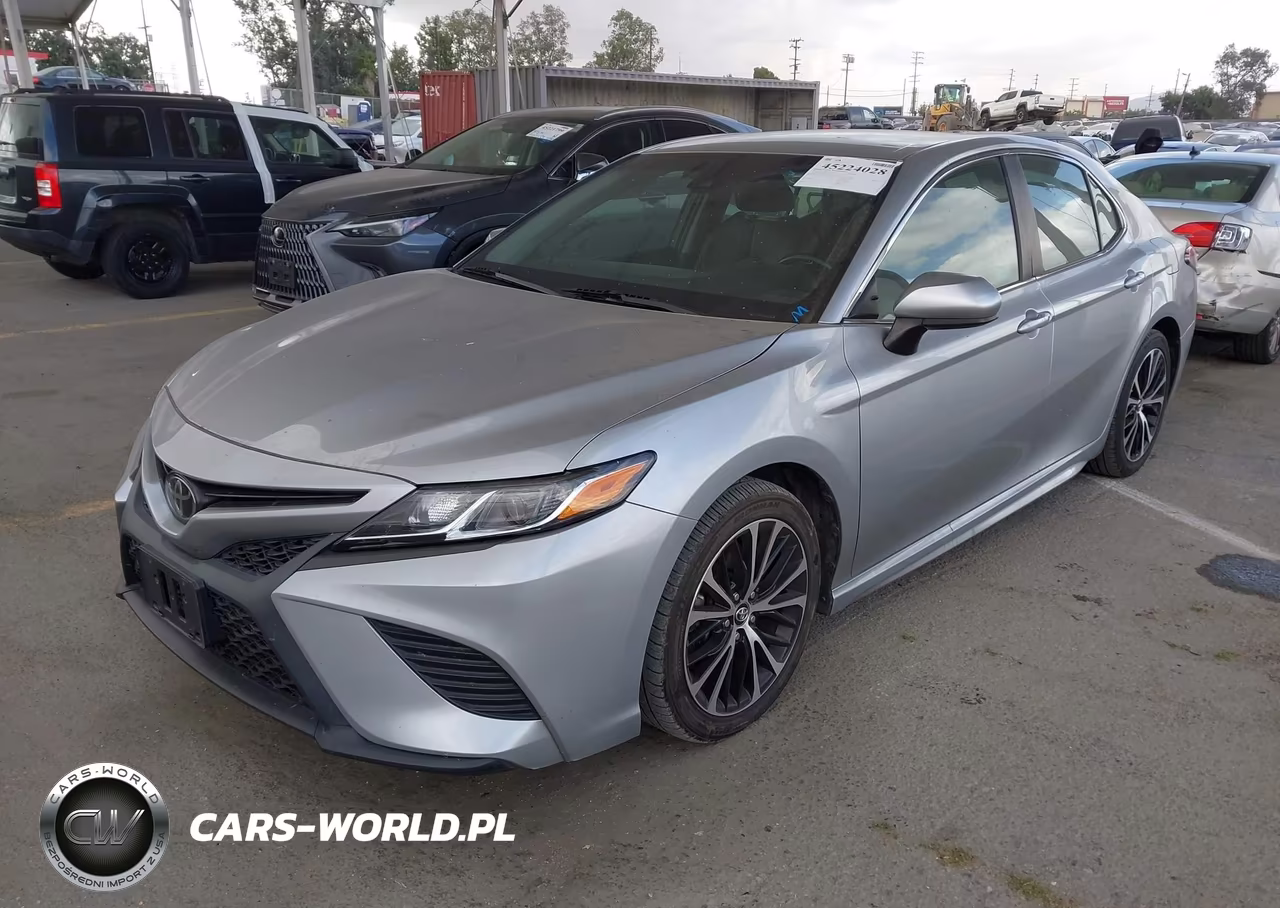 2018 Toyota Camry Se VIN:4T1B11HKXJU119150 - 2