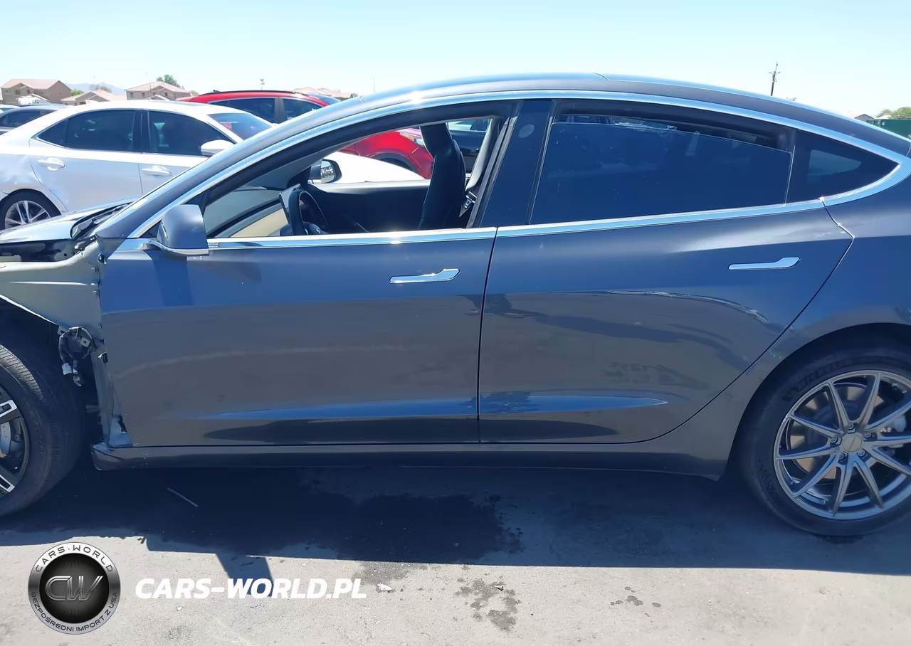 2018 Tesla Model 3 Long Range-Mid Range VIN:5YJ3E1EA1JF004549 - 15