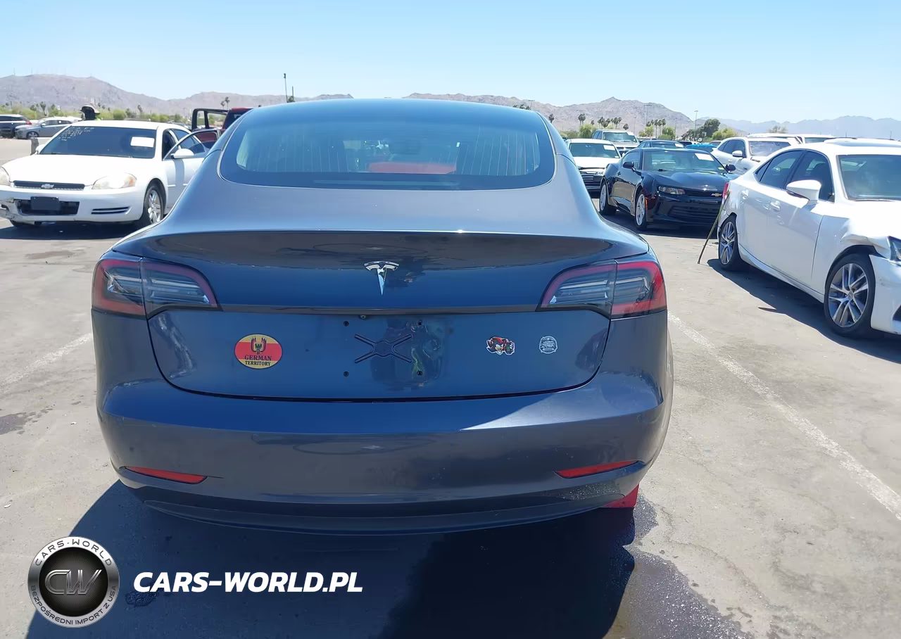 2018 Tesla Model 3 Long Range-Mid Range VIN:5YJ3E1EA1JF004549 - 17