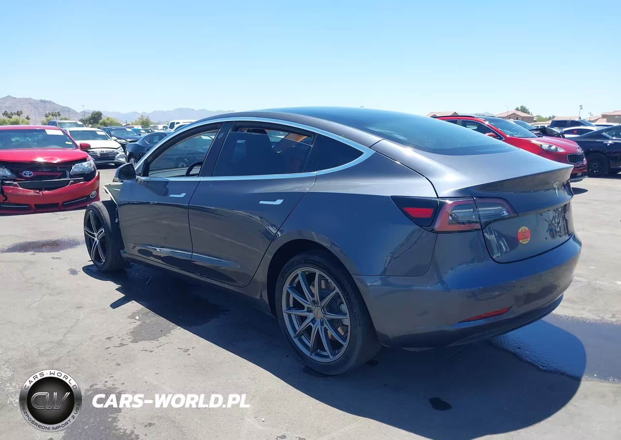 2018 Tesla Model 3 Long Range-Mid Range VIN:5YJ3E1EA1JF004549 - 3